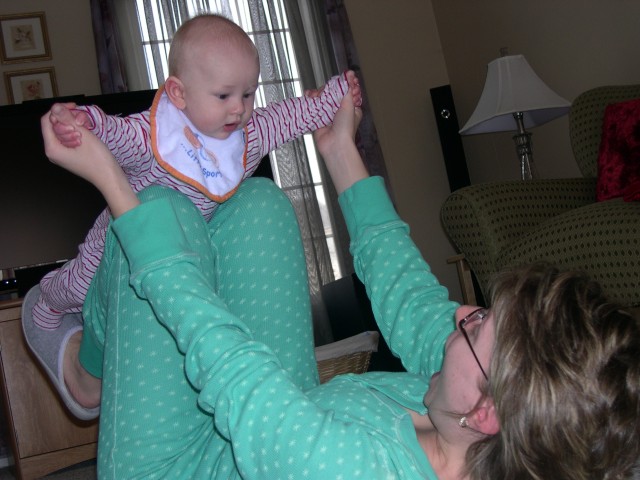 Nicky flying with Mommy