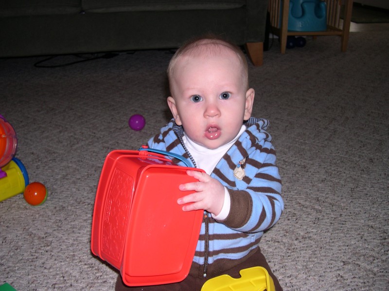 Nicky playing with his box