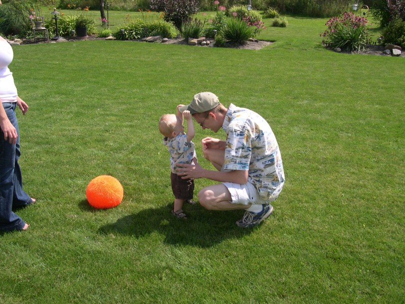 Nicky and Daddy play at Aunt Leslie and Uncle Shu's house