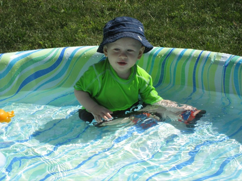 Nicky relaxing in the pool