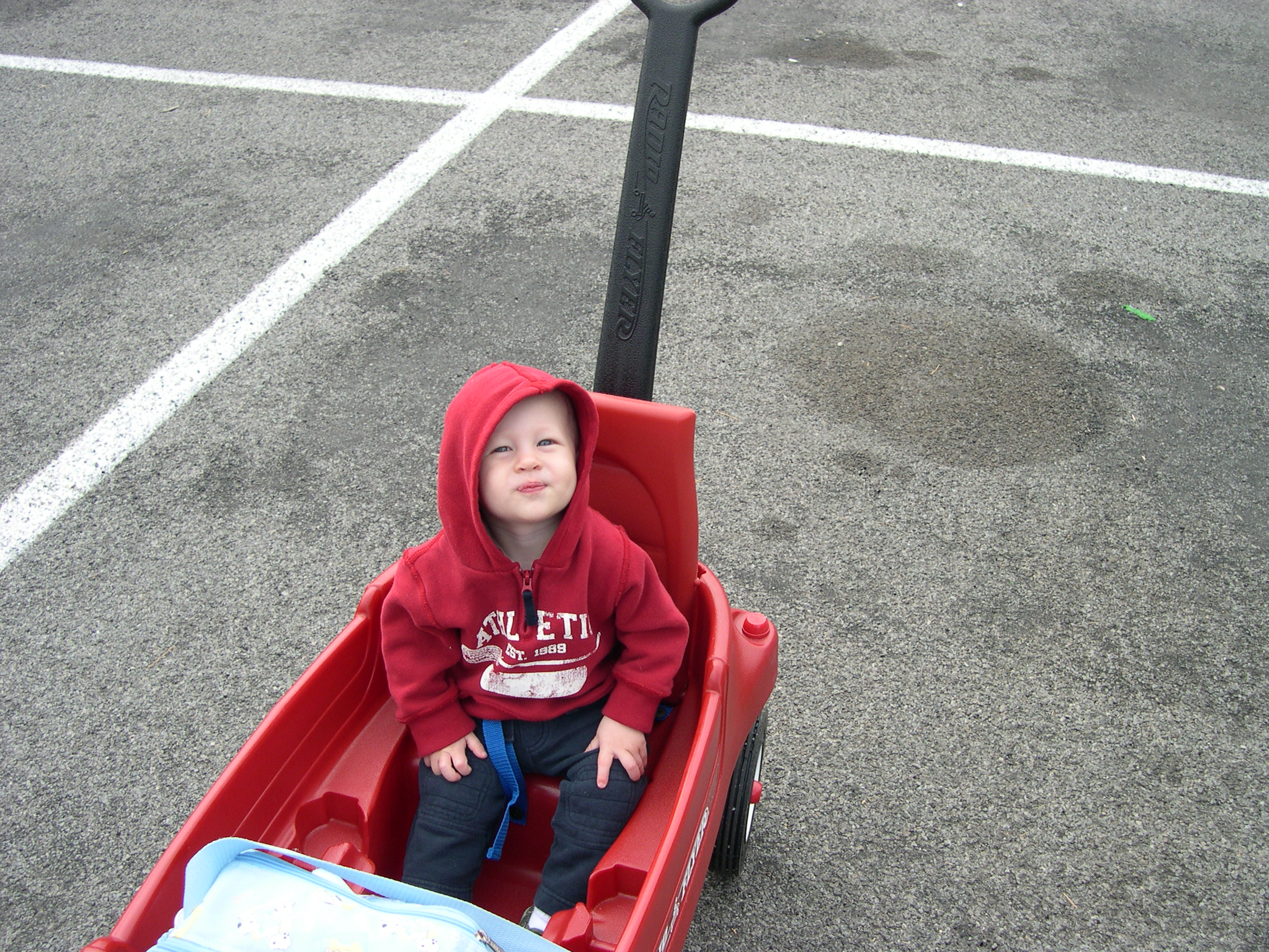 Nicky waiting for Parker at the zoo