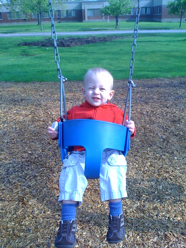 Nick swinging at Thurston Park