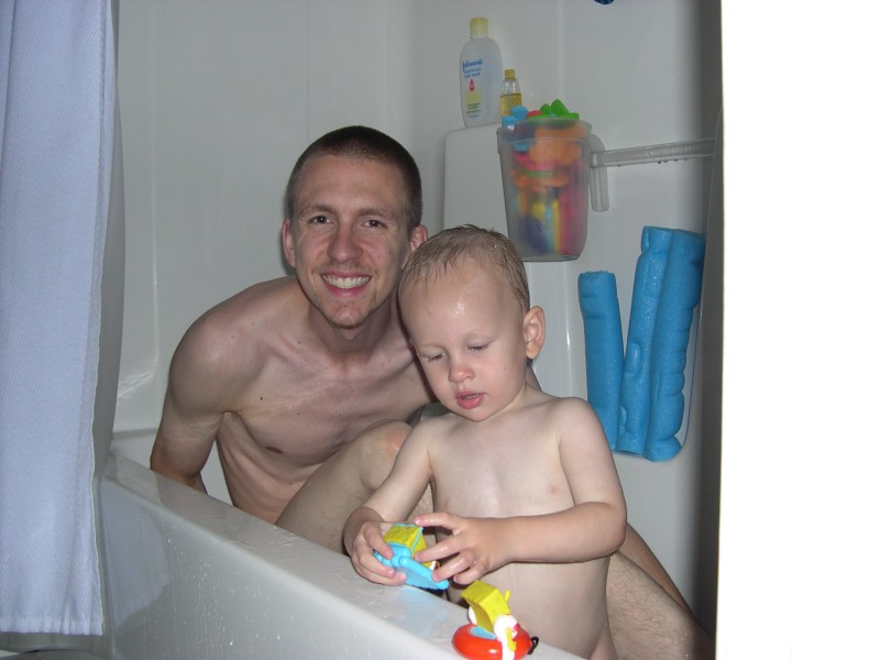 Nicky and Daddy taking a bath