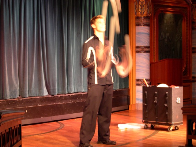 The juggler comedian was really good