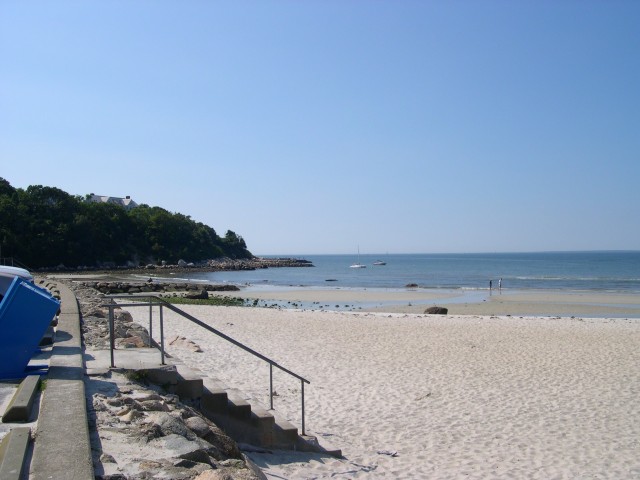 Another angle of Old Silver Beach