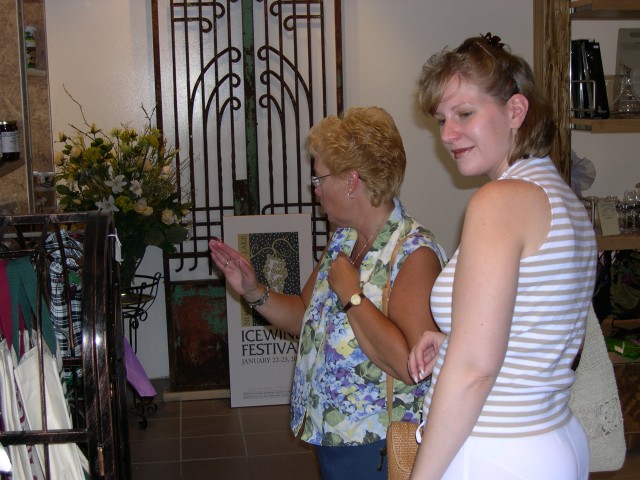 Karen and Jen shopping